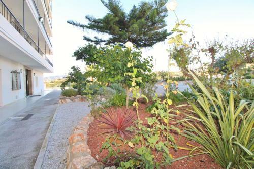 Apartment Candace Spainsunrentals 1019