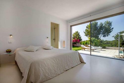 Playa De Talamanca Villa Sleeps 4 Pool Air Con Wifi