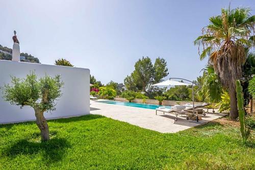 Playa De Talamanca Villa Sleeps 4 Pool Air Con Wifi