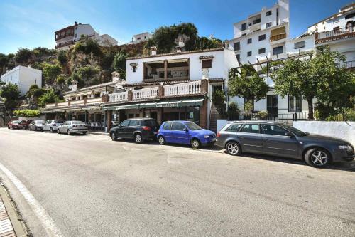 Exclusive Townhouse In Ojen