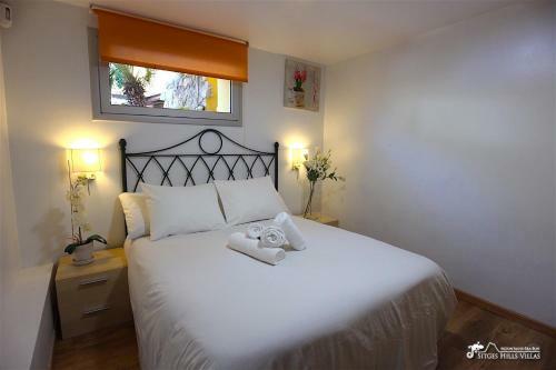 Villa Charma With Heated Pool, A/c In Peaceful Location