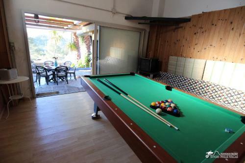 Villa Charma With Heated Pool, A/c In Peaceful Location