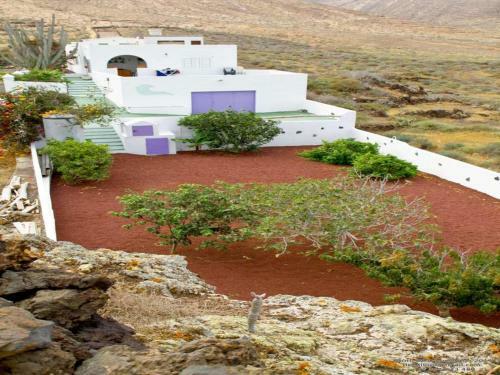 Orzola Villa Sleeps 4 Wifi