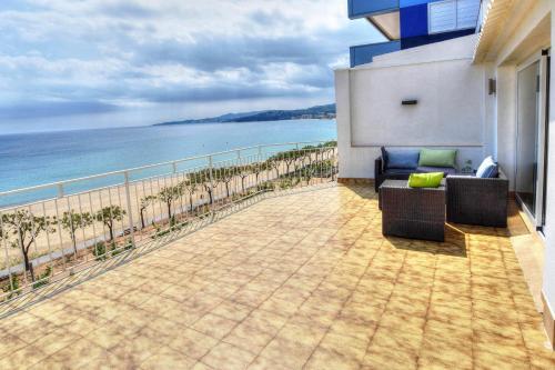 Apartamento Primera Linea De Mar