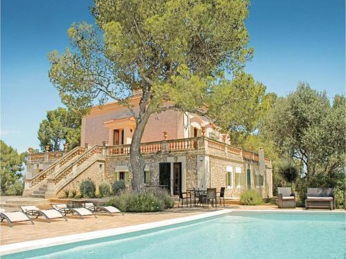 Six-bedroom Holiday Home In Palma De Mallorca