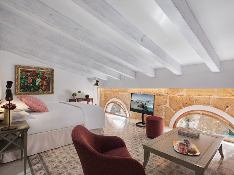 Hotel Gloria De Sant Jaume