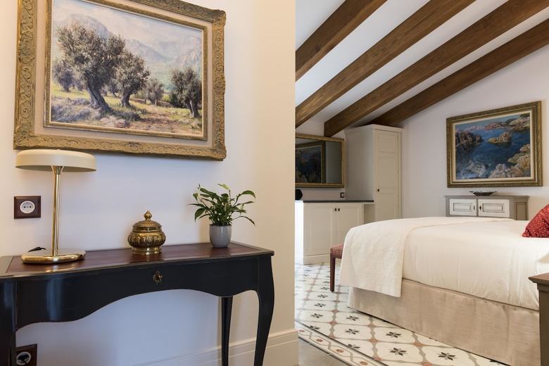 Hotel Gloria De Sant Jaume