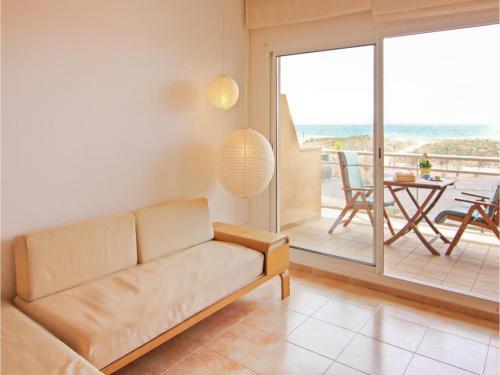 Two-bedroom Apartment In Pals