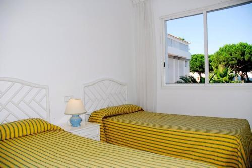 Apartment In Platja De Pals 35754