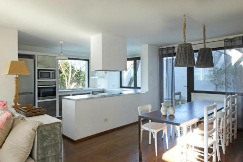 Villa Ayo Private Pool And Garden House