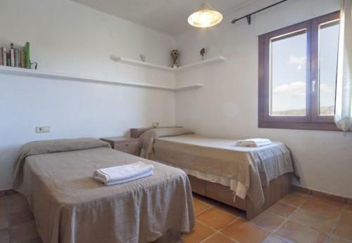Paratella Villa Sleeps 8 Pool