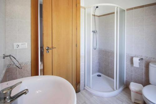 Paratella Villa Sleeps 7 Wifi