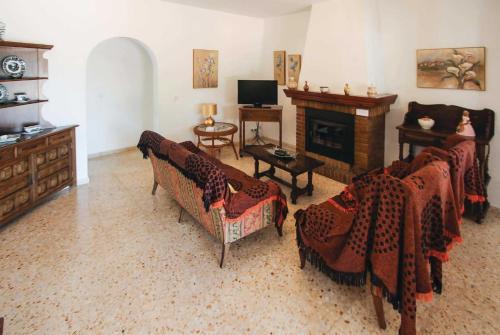 Paratella Villa Sleeps 7 Wifi