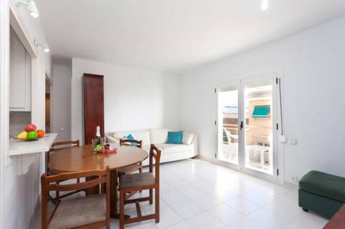 Apartamento P3. Del Mar, Pineda De Mar