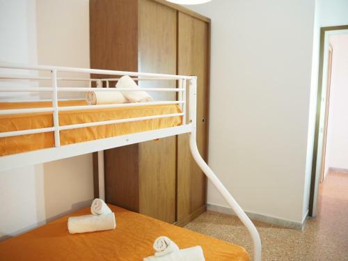 Ref. 233. Apartamento Con Piscina Comunitaria Mar Azul