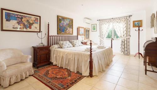 Palmanyola Villa Sleeps 7 Pool Air Con Wifi