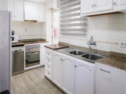 Two-bedroom Apartment In Castell - Platja D'aro