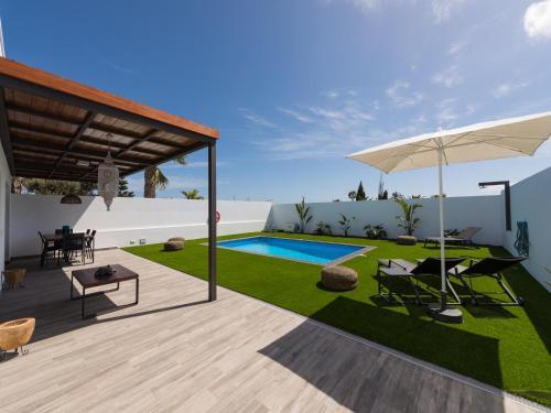 Superior Villa In Lanzarote Mt