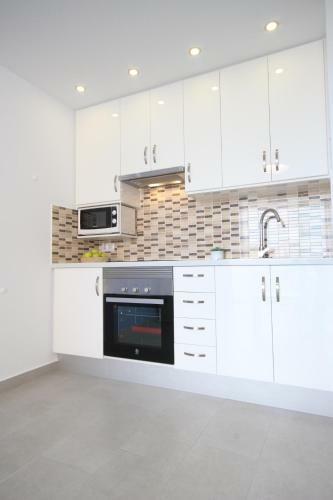Apartment With Terrace In Playa De Las Americas