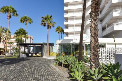 Cozy Bungalow For 6 In Playa Del Ingl�s Gd04