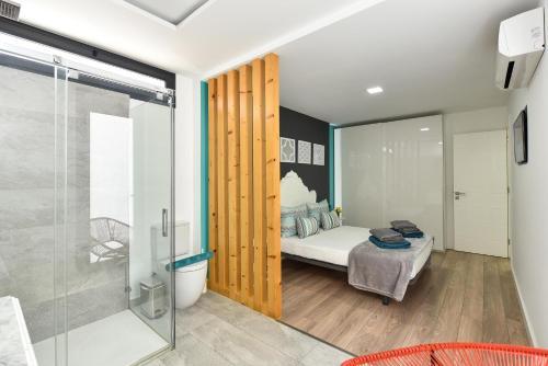 Cozy Bungalow For 6 In Playa Del Ingl�s Gd04