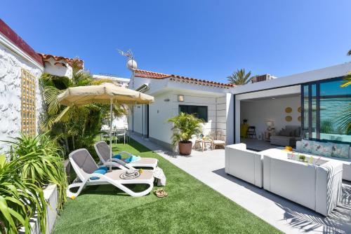 Cozy Bungalow For 6 In Playa Del Ingl�s Gd04