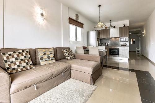 Apartamento ??????????? ? 2-?? ????????? ? Mirador Del Paraiso