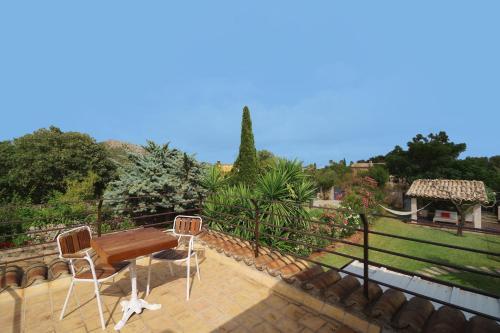 Pollenca Villa Sleeps 8 Pool