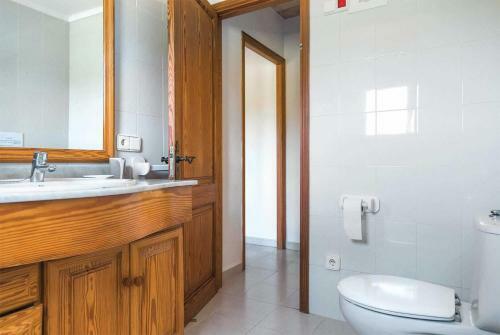 Pollenca Villa Sleeps 6 Air Con Wifi