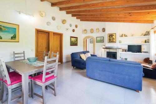 Pollenca Villa Sleeps 5 Air Con Wifi