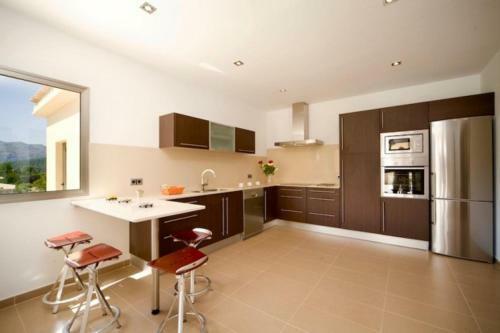 Pollenca Villa Sleeps 6 Pool Air Con Wifi T251852