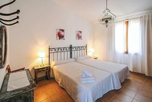 Pollenca Villa Sleeps 2 Air Con Wifi