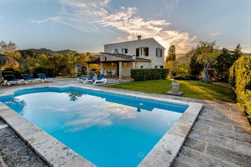 Villa Marina With Swimming Pool