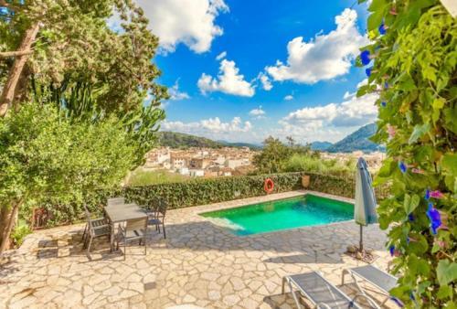 Pollenca Villa Sleeps 6 Pool Wifi T251880