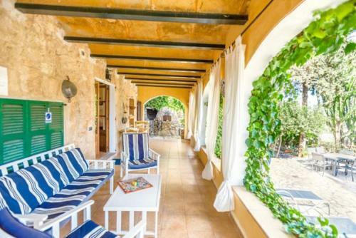 Pollenca Villa Sleeps 6 Pool Wifi T251880