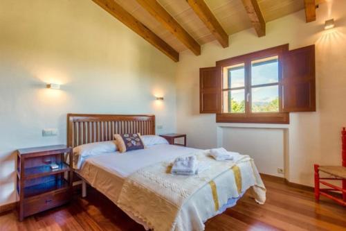 Pollenca Villa Sleeps 6 Air Con Wifi T454324