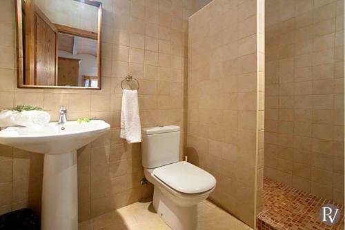 Pollenca Villa Sleeps 5 Pool Air Con