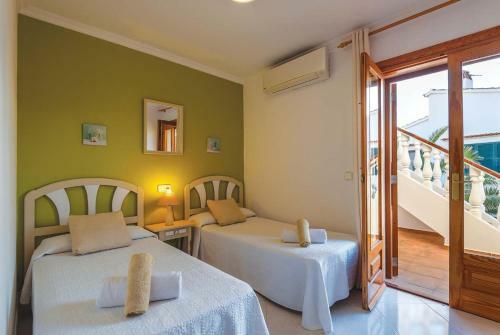 Port D'addaia Villa Sleeps 8 Air Con Wifi