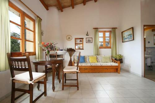 Es Barcares Villa Sleeps 2 Pool Air Con Wifi