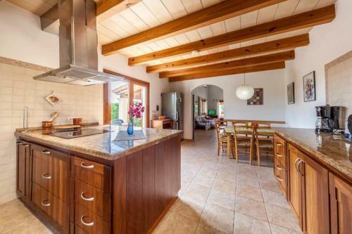 Es Barcares Villa Sleeps 8 Pool Air Con Wifi