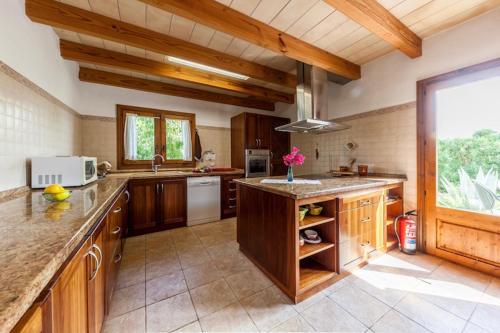 Es Barcares Villa Sleeps 8 Pool Air Con Wifi