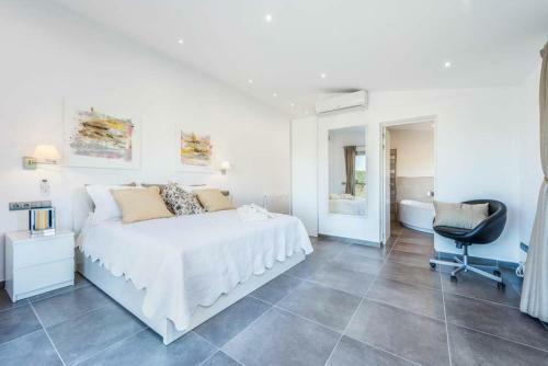 Sant Vicent De Sa Cala Villa Sleeps 8 Pool Air Con