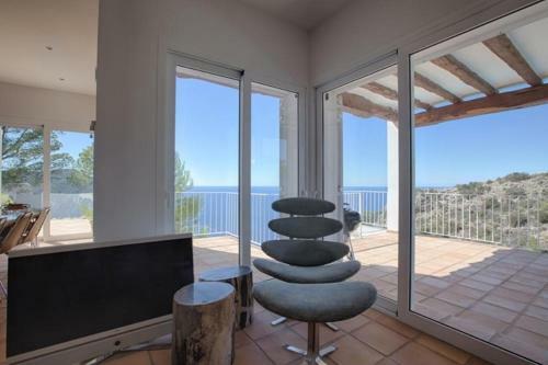 Port De Sant Miquel Villa Sleeps 10 Pool Air Con
