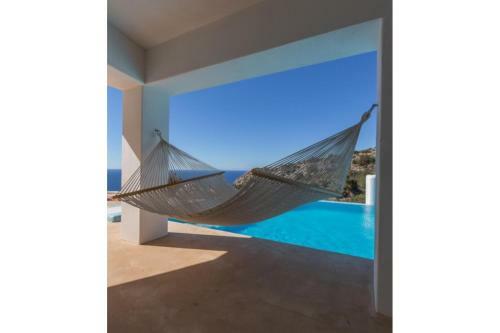 Port De Sant Miquel Villa Sleeps 10 Pool Air Con