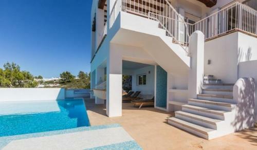 Port De Sant Miquel Villa Sleeps 10 Pool Air Con