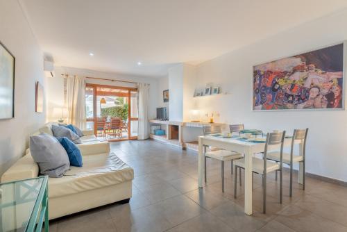 Apartamento 15 Carrer De Cala Mar�al
