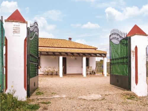 Four-bedroom Holiday Home In Posadas