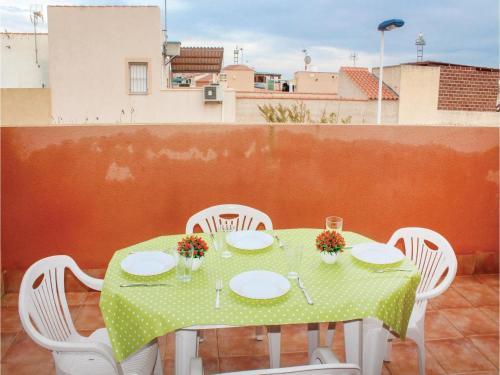 Two-bedroom Holiday Home In Puerto De Mazzaron