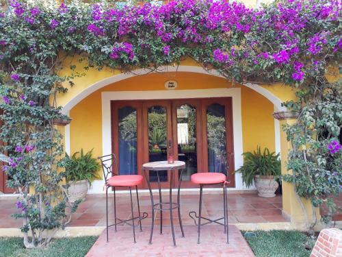 Hotel Encanto Inn & Suites