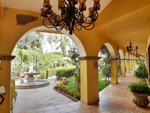 Hotel Encanto Inn & Suites